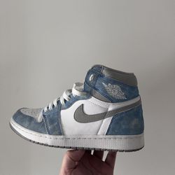 Jordan 1 Used Hyper Royal