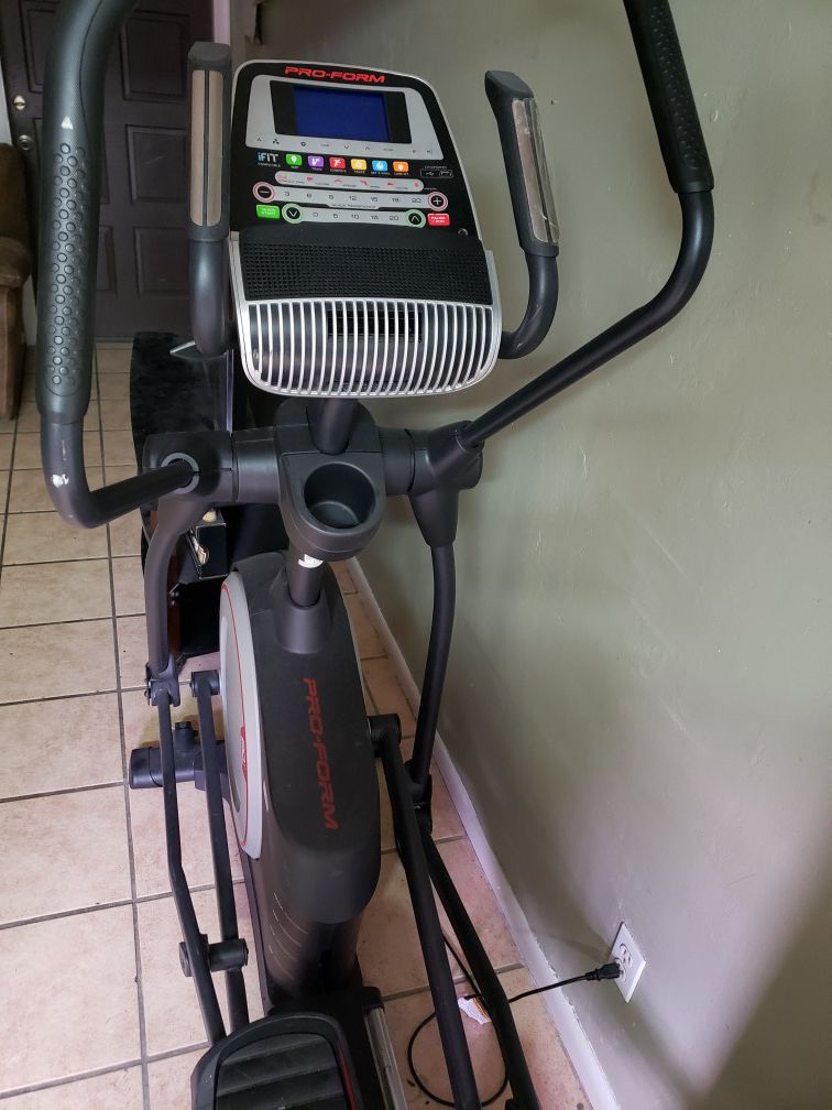 Elliptical/stair master ** Must sell quickly **