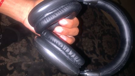 Apple Wireless Headphones