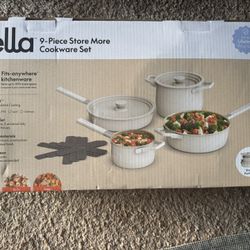 8 Pc Pots And Pan Set