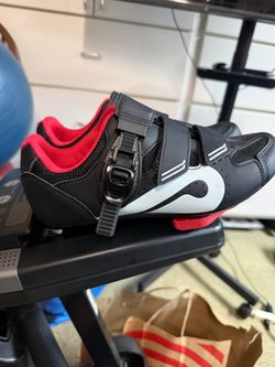 Peloton shoes size 38 (size 6 women’s)