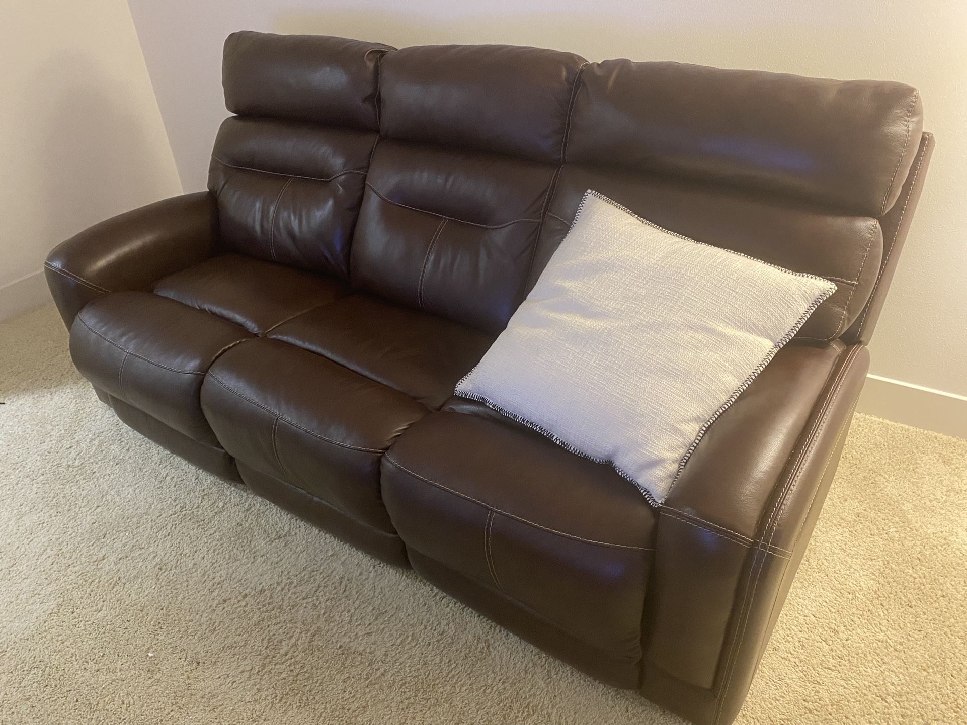 Ashley Sessom Power Reclining Sofa for Sale in San Jose, CA - OfferUp