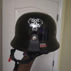 🔥 Gloss Black German-Style DOT Motorcycle Helmet 🔥