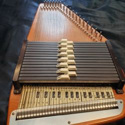 Autoharp By Oscar Schmidt 15 Chord /w Case