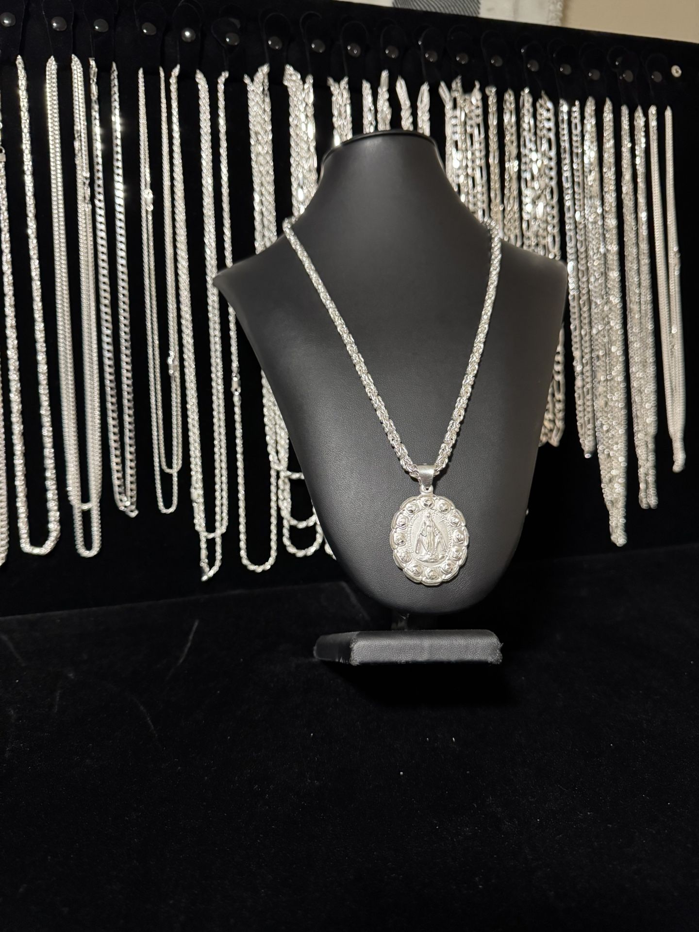 Italian silver Byzantine chain with virgen milagrosa 