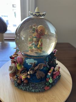 VINTAGE DISNEY Three Cabaleros Snow Globe