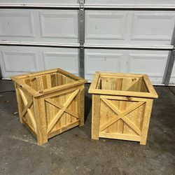 Farmhouse Style Planter Boxes