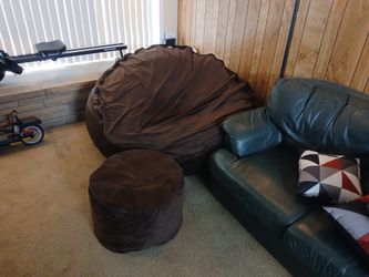 Giant Bean Bag Chair And Footstool