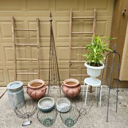💥Garden Bundle💥Basket Planters~Plant Stands~Plants~Stool~Statues/Statuary/Ladder Trellis