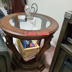 2 Side Tables