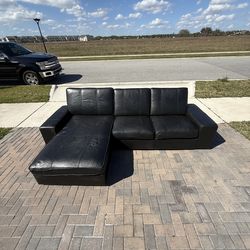 🛋️ Real Leather couch - Delivery Available