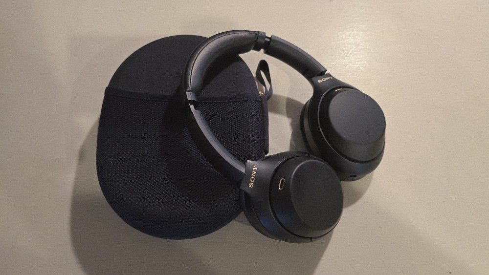 Sony WH-1000XM4