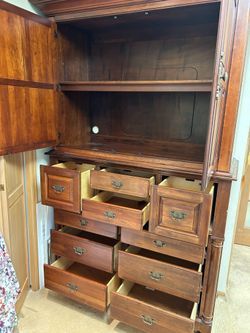 Large Hutch/Armoire