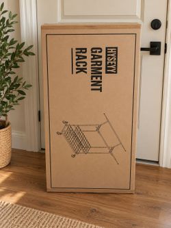 HYSEYY Garment Rack – New in Box
