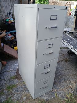 Hon 4 drawer file cabinet