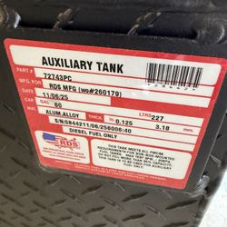 RDS 72743PC 60-Gal Aluminum Auxiliary Fuel Tank/Toolbox Combo Black Plate