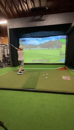 Professional Golf Simulator