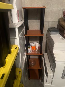 Shelf tower