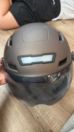Very nice bike helmet