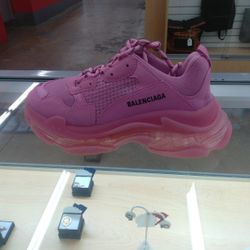 Tennis Shoes 