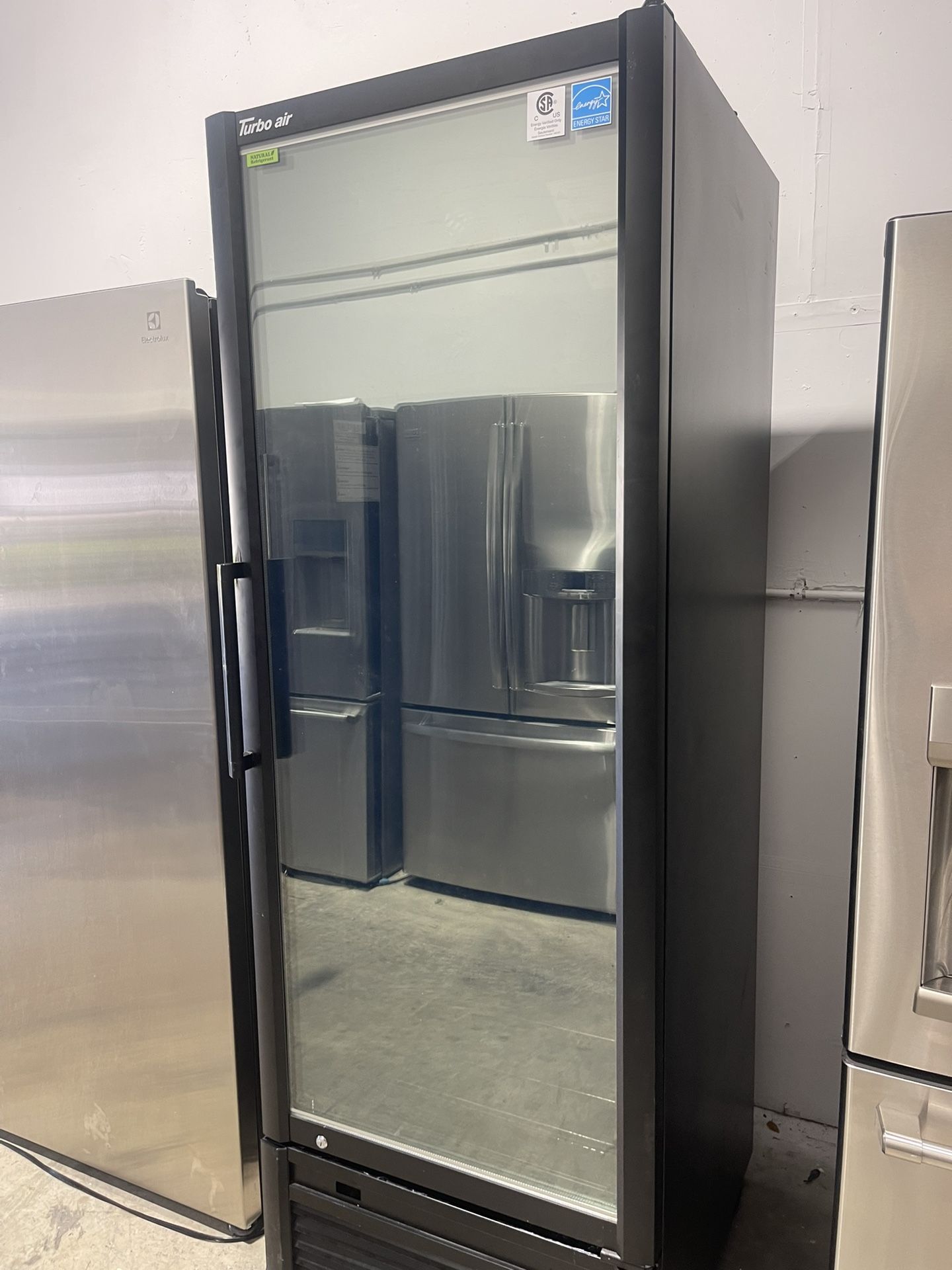 Freezer Commercial single door Reach in like NEW