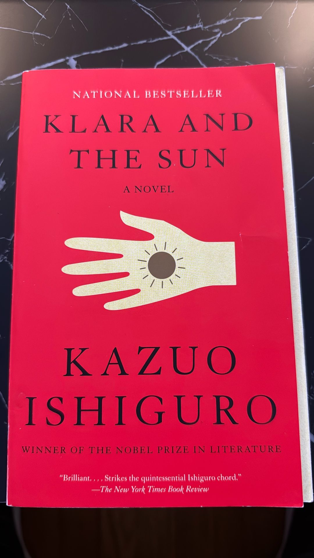 Klara And The Sun - Kazuo Ishiguro