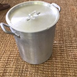 Large 42 Qt Pot Ready To Use . Was Used Once 