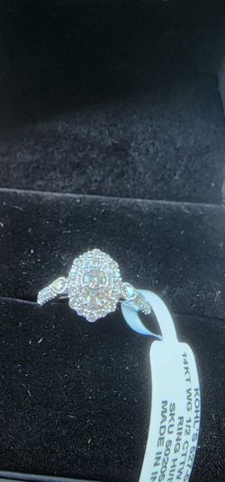 14k White Gold 1/2k Diamond Engagement Ring