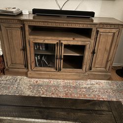 entertainment center 