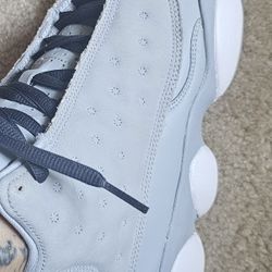 Jordan 13 Retro Wolf Grey 