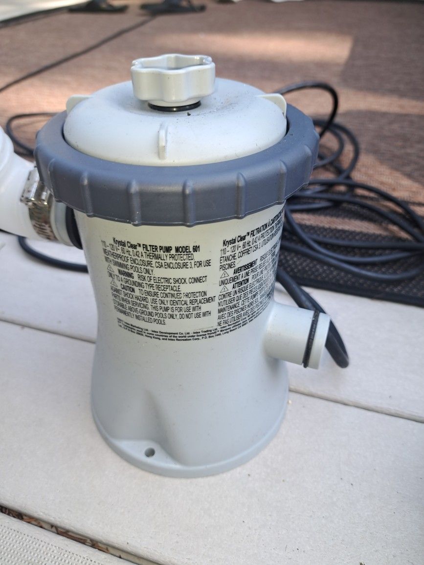 Intex Krystal Clear Pool Pump adn Filter 601 - for Sale in