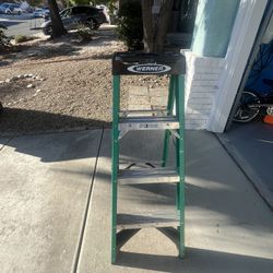 4 ft Werner Step Ladder