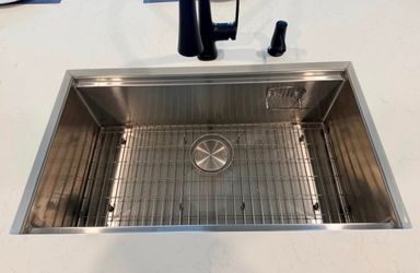 New- Stainless Steel Kitchen Sink