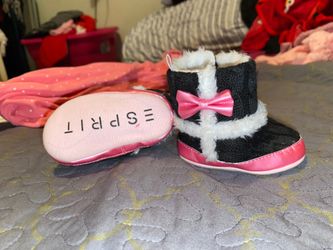 Baby shoes