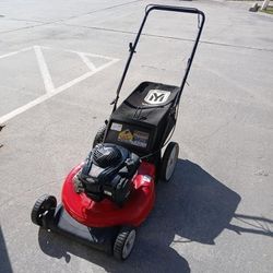 Briggs & Stratton Yard Machine - Model 550EX (#24626)