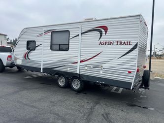 2013 RV Dutchman 2110RB slide out travel trailer 26ft