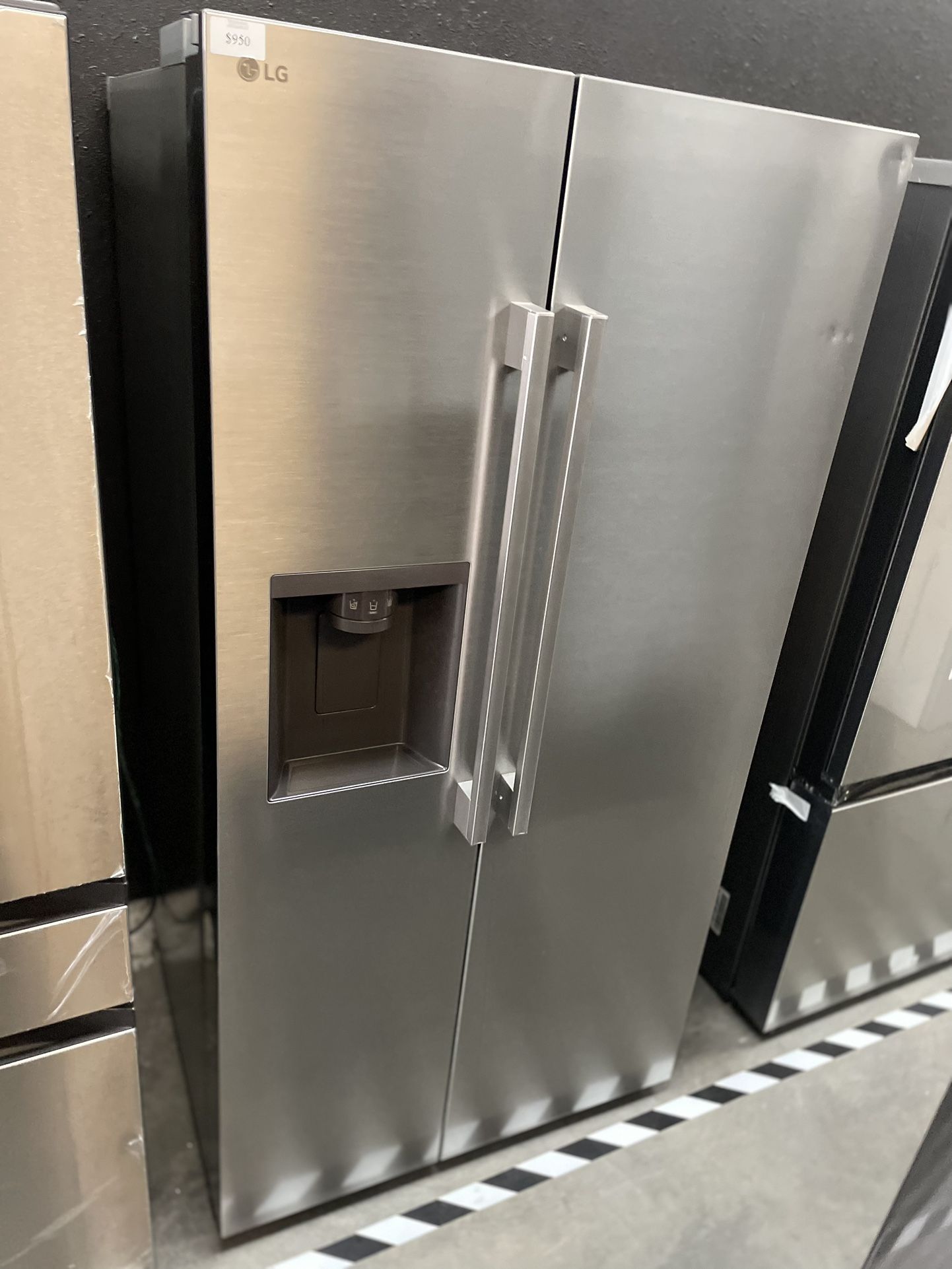 Lg 2 Door Side By Side Refrigerator In Stainless Steel 