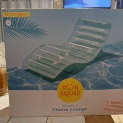 Nice sturdy pool chair 