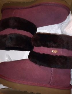 Brand New Women’s UGG Boots Size 6 Pick Up Only 