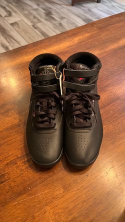 Hi Top Reebok Women New With Tags
