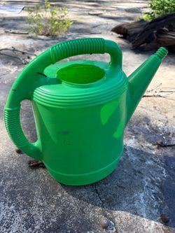 Flower waterer