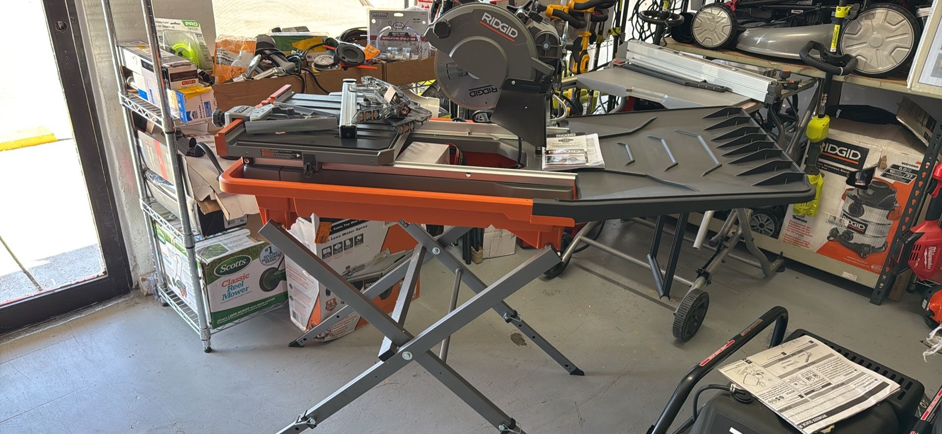RIDGID 12 Amp 8 in. Blade Corded Wet Tile Saw with Extended Rip