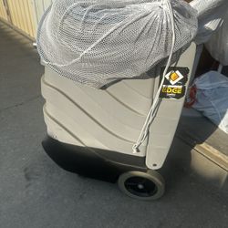 Edge kleen rite carpet extractor 