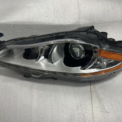 Jaguar XJ X51 XJR Driver Side Xenon Headlight 2010-2015 With AFS
