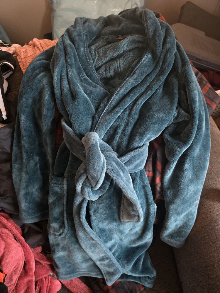 Womens Victoria Secret M/L Robe