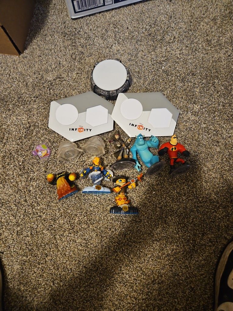 Disney Infinity And Skylanders Bundle