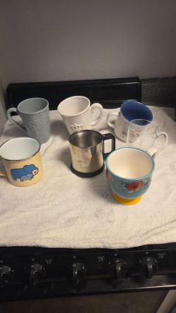 Mixed Lot of  7 Assorted Mugs and Cups