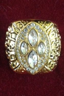 49ers Replica Super Bowl Ring!