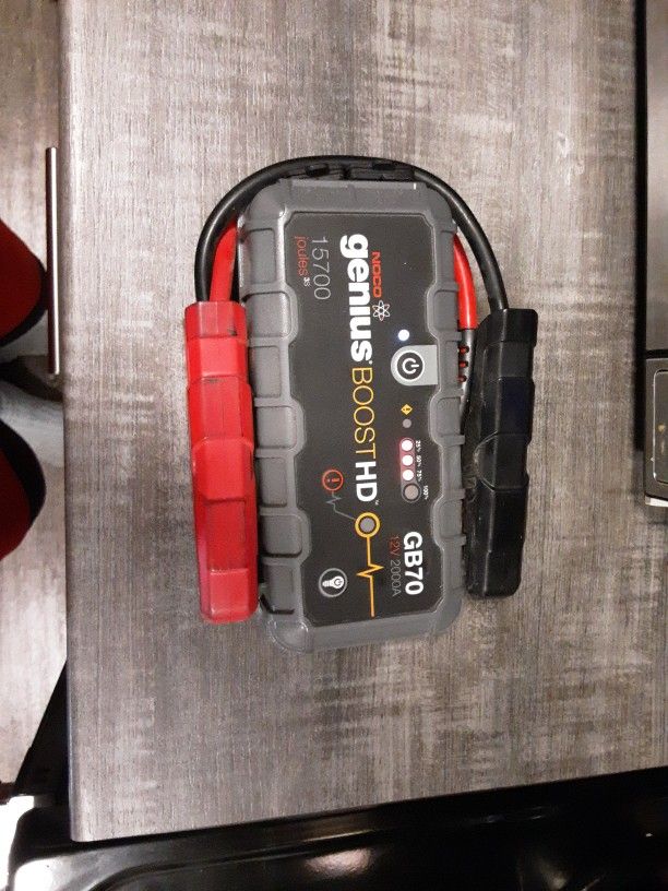 Noco Genius Boost HD GB70 UltraSafe 12V Lithium Battery Booster Pack, Portable Jump Box, Power Bank & Jumper Cables