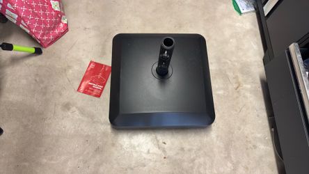 Mobile umbrella Base
